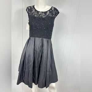 NEW One By Eight Sz 6 Black Tulle Lace Sequin Formal Cocktail Midi Dress Womens